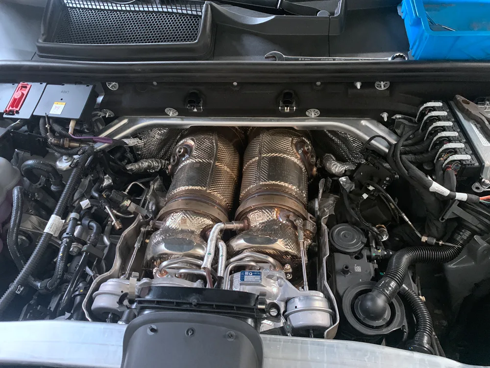 DOWNPIPE AUDI RSQ8 2019+ - detailfoto 4